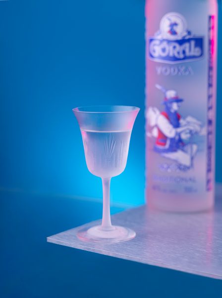 Goral vodka shot fotografia drinkov drink fotograf photographer london bratislava blue